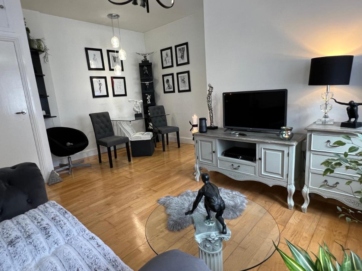 Lovely Apartment In קורק מראה חיצוני תמונה